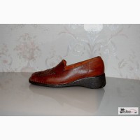 Продам осенние женские туфли из натуральной кожи ручной работы бренд Испания. Размер 38