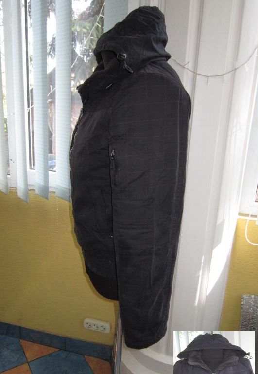 Фото 3. Утеплённая женская куртка с капюшоном FISHBONE. Лот 589