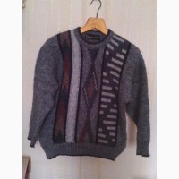 Продам махровый свитер на мальчика 10-11 лет