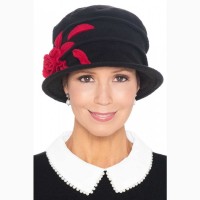 Жіночий капелюшок