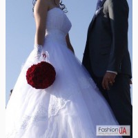 Очень красивое свадебное платье Victoria Karandasheva