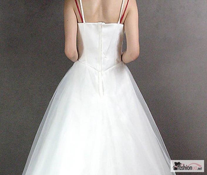 Фото 8. Платье свадебное - новое