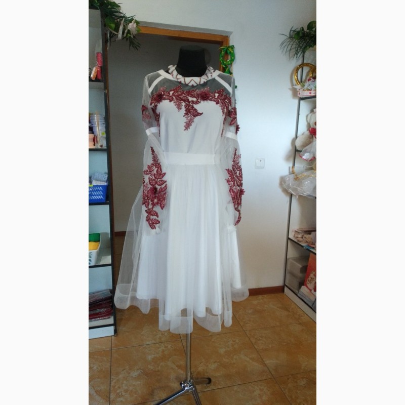 Фото 4. Весільні плаття прокат та продаж