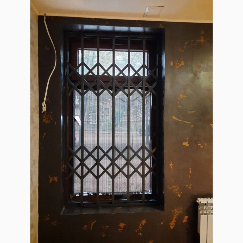 Фото 14. Изготовим установим раздвижную решетку на окно, дверь, на балконную дверь Одесса