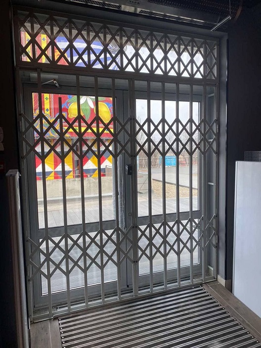 Фото 3. Изготовим установим раздвижную решетку на окно, дверь, на балконную дверь Одесса