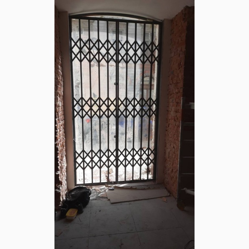 Фото 7. Изготовим установим раздвижную решетку на окно, дверь, на балконную дверь Одесса