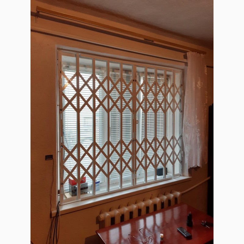 Фото 8. Изготовим установим раздвижную решетку на окно, дверь, на балконную дверь Одесса