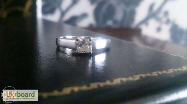 Фото 2. Продам эксклюзивное кольцо с бриллиантом 0, 52 карат+сертификат