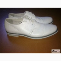 Продам белые туфли Roberto Paulo ТОРГ