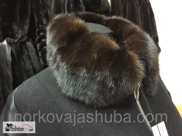 Фото 5. Модное кашемировое пальто с норковым воротником
