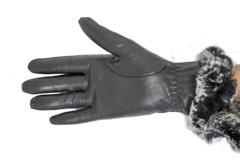 Фото 3. Женские кожаные перчатки на меху с опушкой, очень теплые
