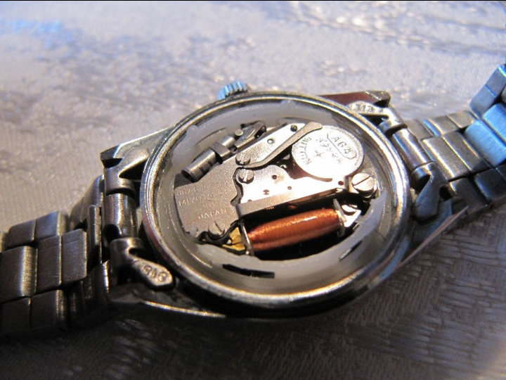 Фото 3. Часы женские, новые SEIKO (Made in Japan) с кварцевым механизмом MIYOTA