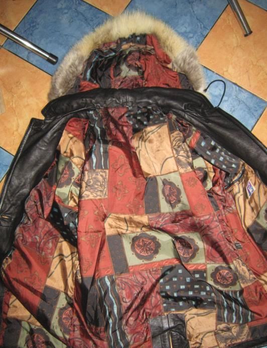 Фото 4. Оригинальная женская кожаная куртка с капюшеном YESSICA.54-56. Лот 338