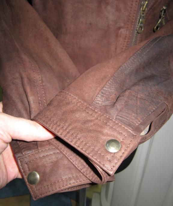 Фото 4. Оригинальная женская кожаная куртка-косуха с поясом. Лот 234