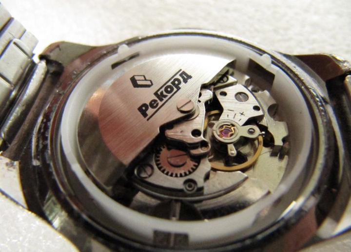 Фото 3. Часы механические мужские Рекорд Стандарт с автоподзаводом