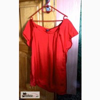 Блуза красная атласная